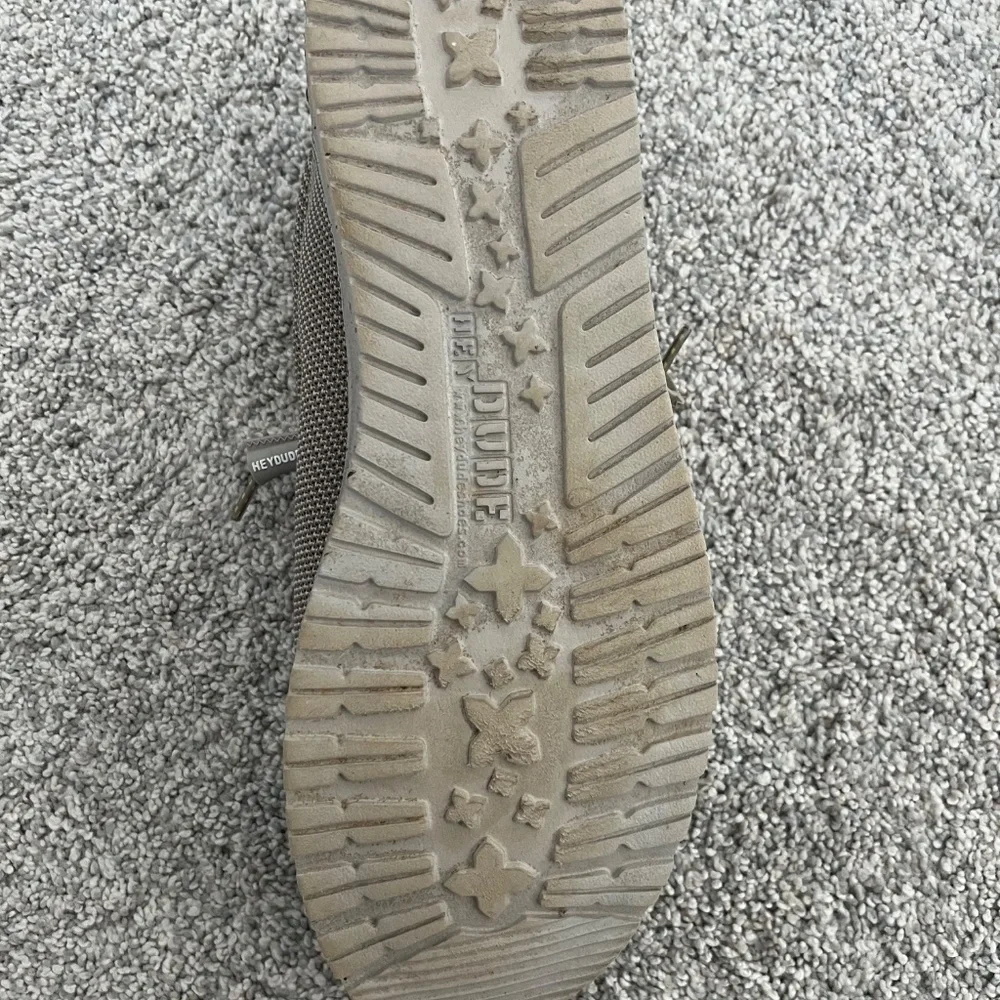 HeyDude light camo shoes - Picture 3 of 4